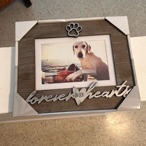 🆕🆕🆕”Forever in Our Hearts” Pet Picture Frame NEW